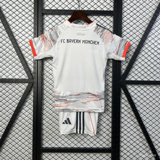 Bayern Munich Away Kit 25/26 Fan Edition - Kids - Free Personalisation + Patches!
