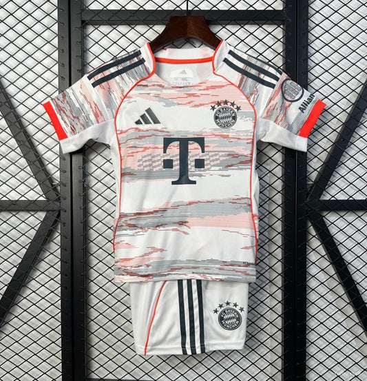 Bayern Munich Away Kit 25/26 Fan Edition - Kids - Free Personalisation + Patches!